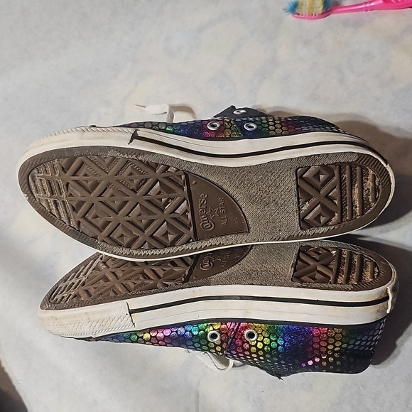 Junior Converse All-Star Sneakers 👟 - Picture 7 of 8